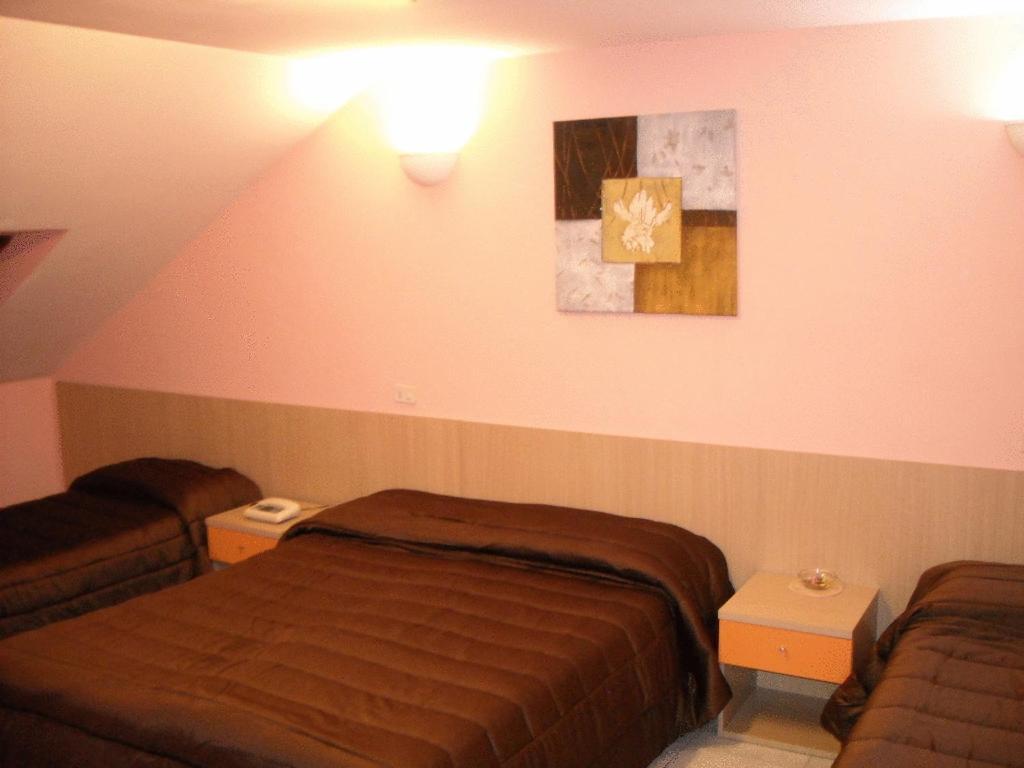 Hotel New Baby Caserta Luaran gambar
